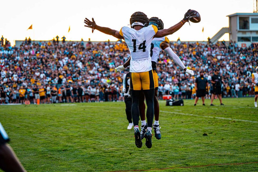 George Pickens celebrating touchdown