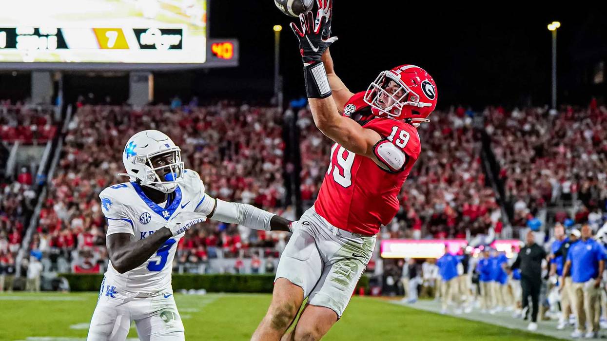 Georgia Bulldogs tight end Brock Bowers