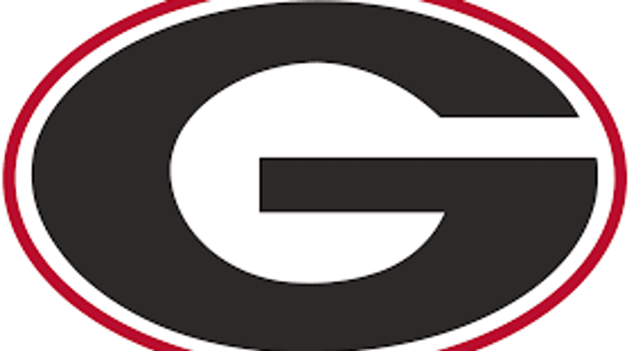Georgia overwhelms South Carolina 40-13