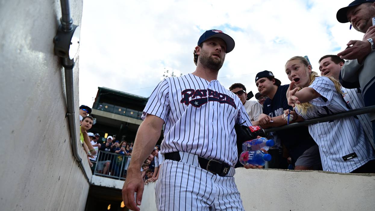 Gerrit Cole heads out to pitch