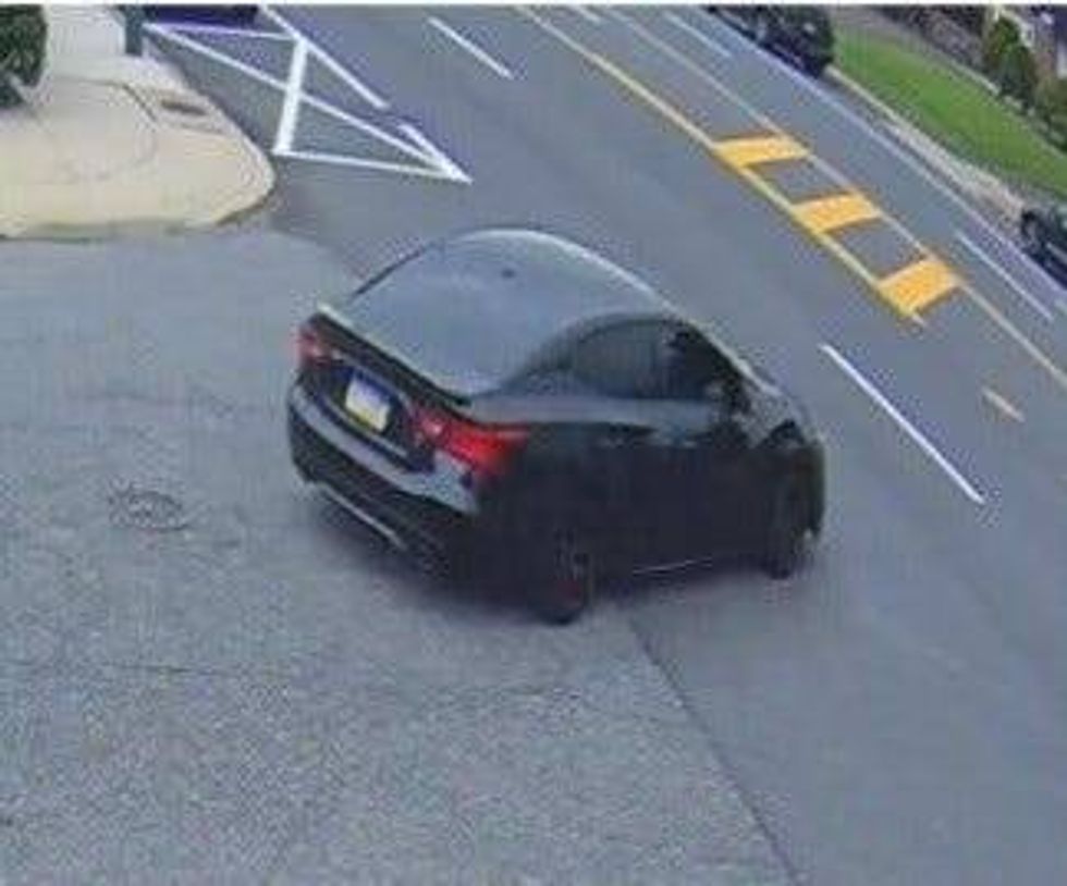 Getaway car from attempted robbery