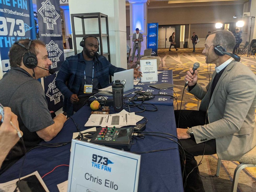 Giants Manager Gabe Kapler With Gwynn & Chris