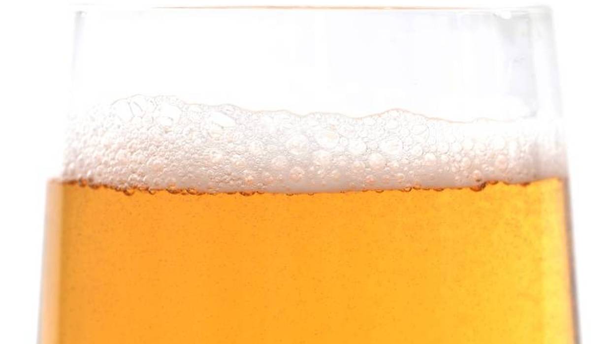 Texas Rangers to set Guinness World Record for “largest glass of beer” over the weekend