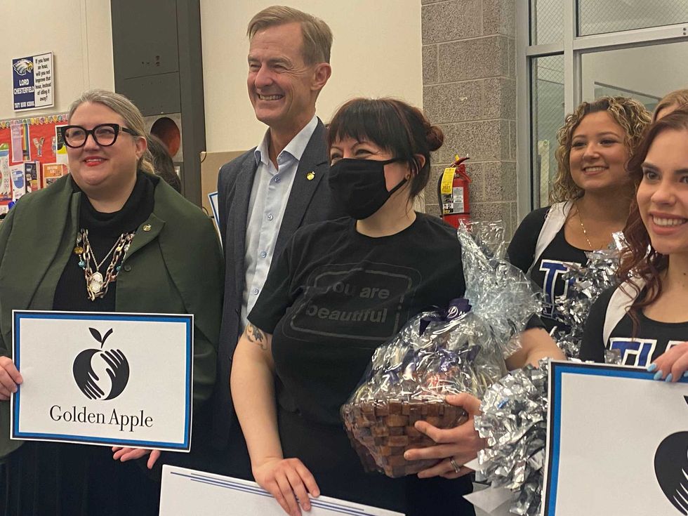 Golden Apple Taft High School