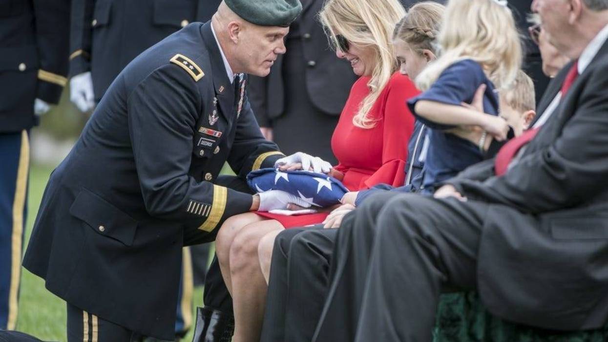 GoldStarSpouseatFuneral