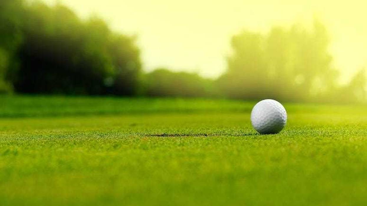 Golf Putt Wins Car