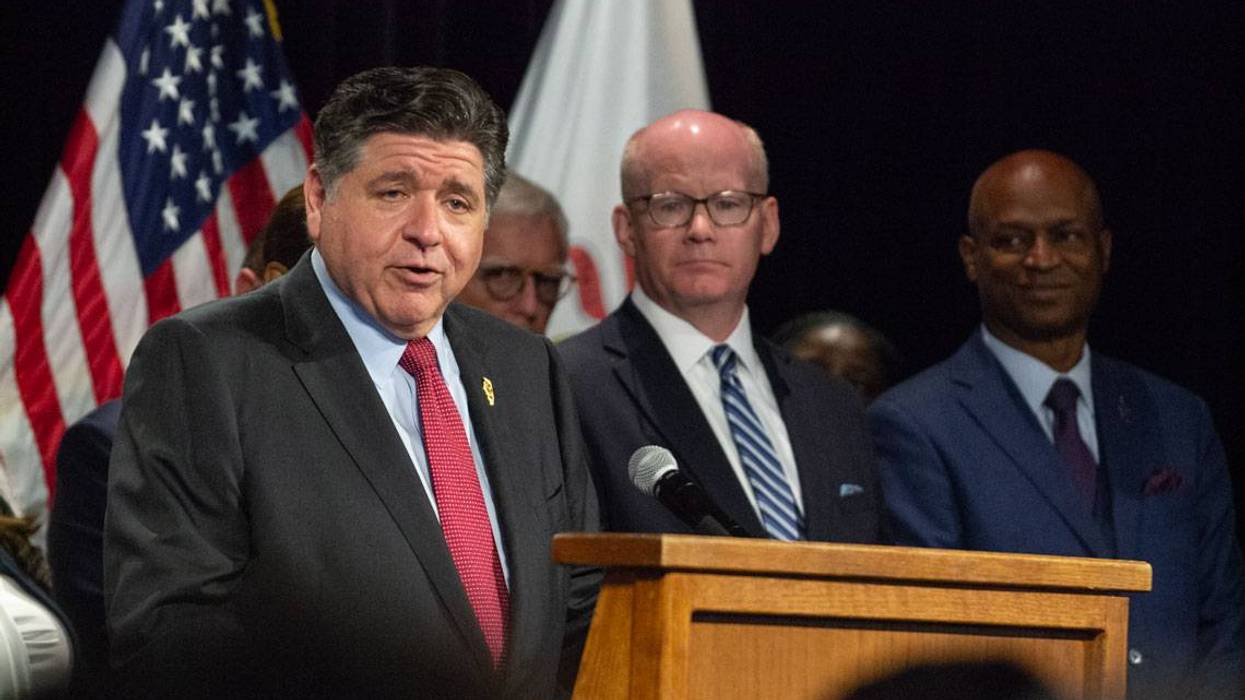 Pritzker establishes AI cabinet amid calls for greater regulation