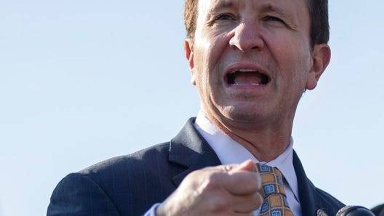 Gov. Landry lays into LSU AD over Kelly buyout