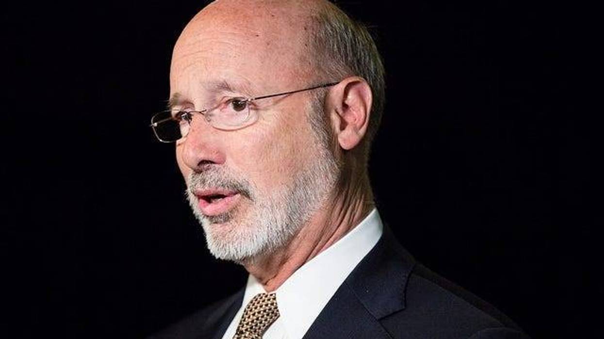 Governor Wolf signs executive order to close the gender pay gap.