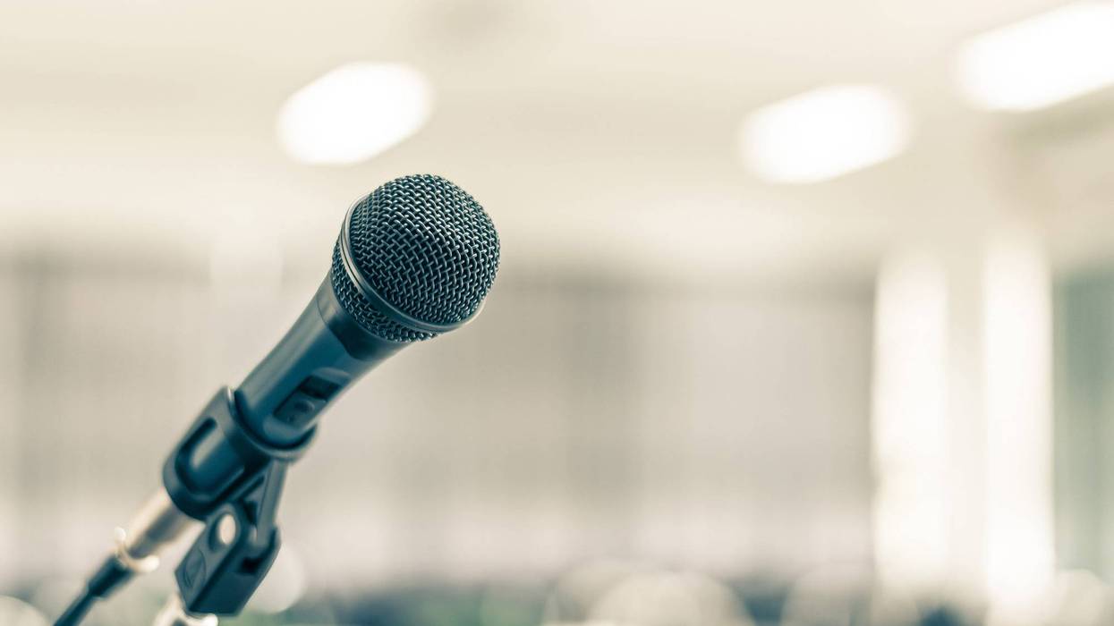 Graduation Microphone