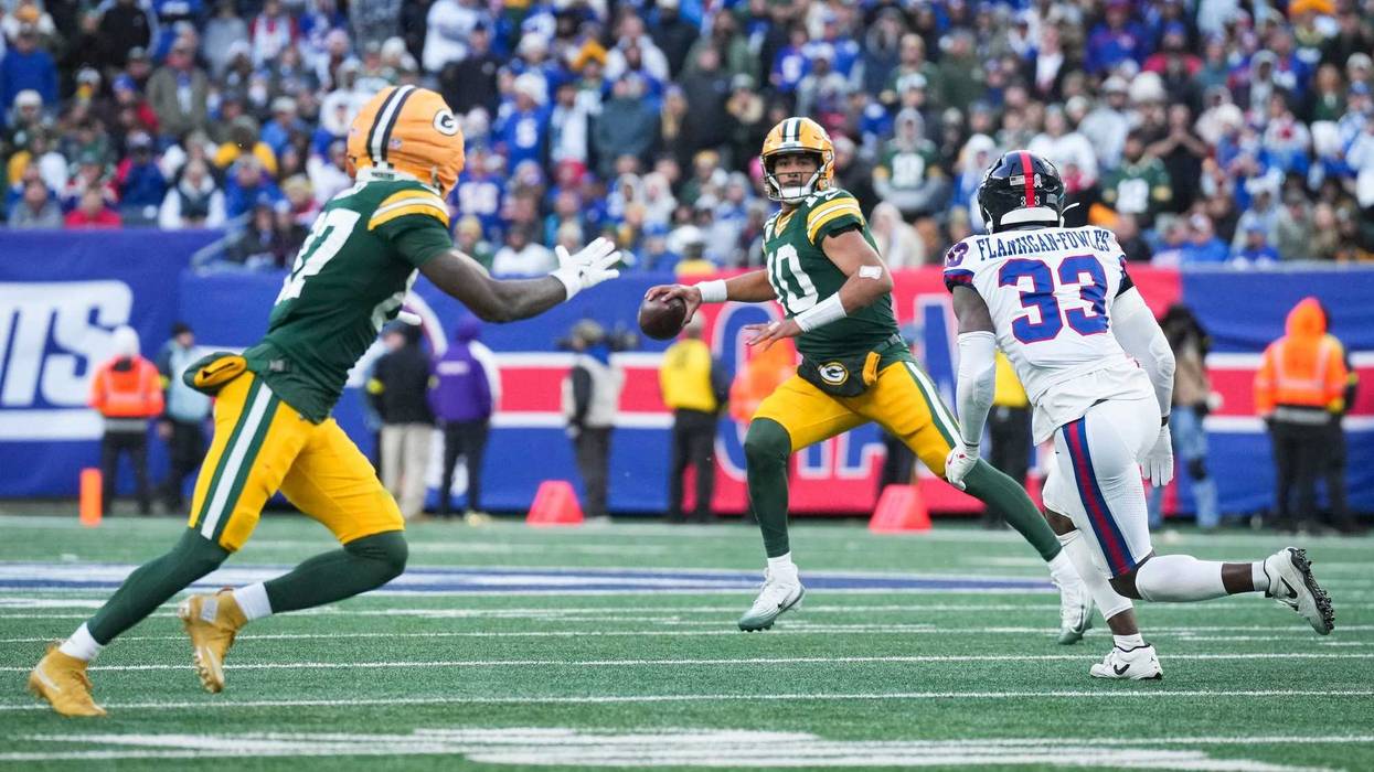 Green Bay Packers quarterback Jordan Love (10) looks to throw the ball to Green Bay Packers wide receiver Romeo Doubs (87) during a game against the New York Giants at MetLife Stadium, Nov 16, 2025, East Rutherford, NJ, USA.
