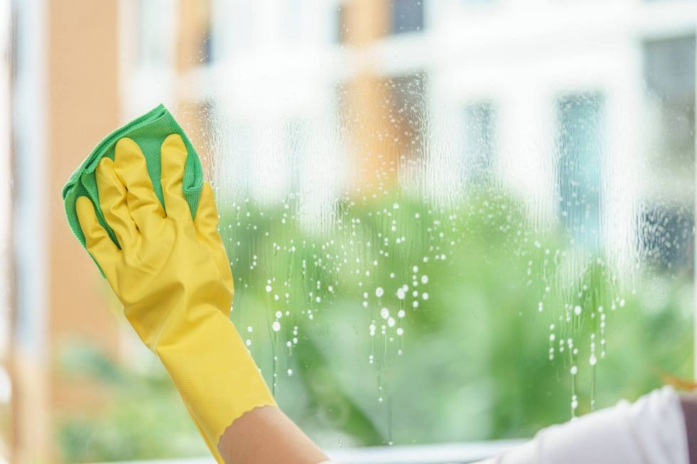 green cleaning cloth