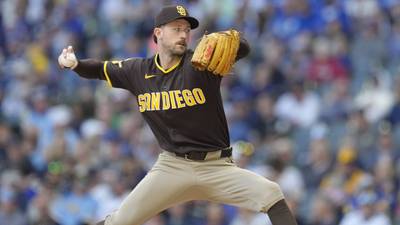 Brewers take series with 7-1 win over Padres