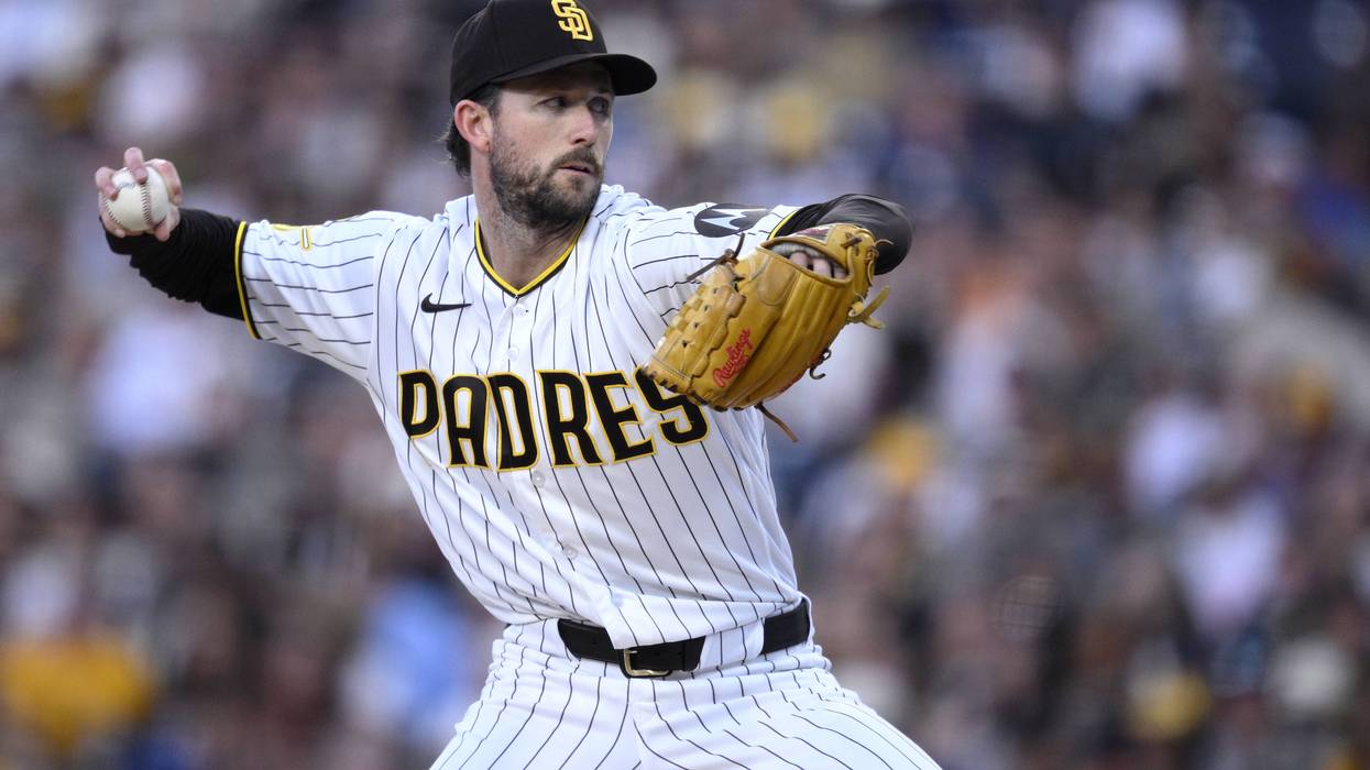 D'backs split series with Padres
