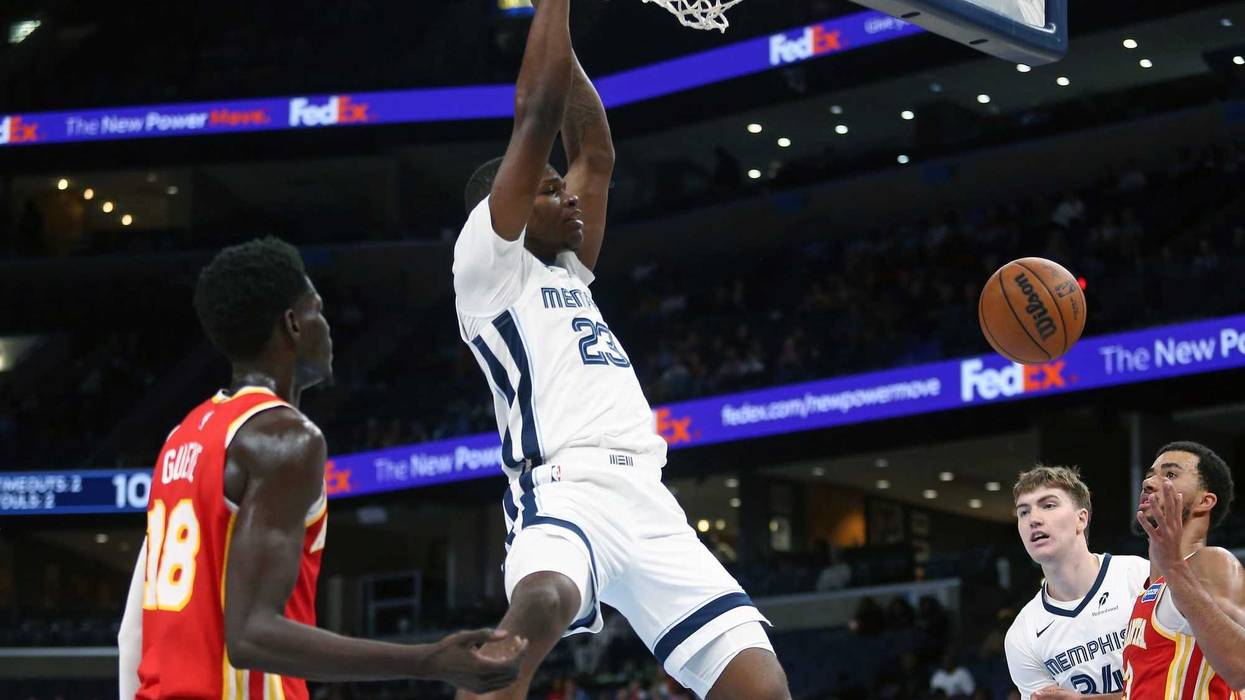 Grizz vs Hawks Coward