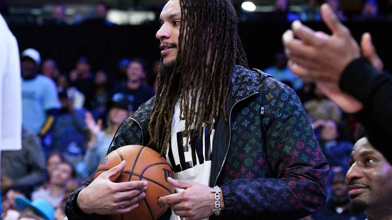 Grizzlies Clarke Death Basketball