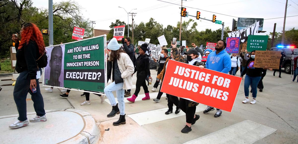 Group marches in support for Julius Jones.