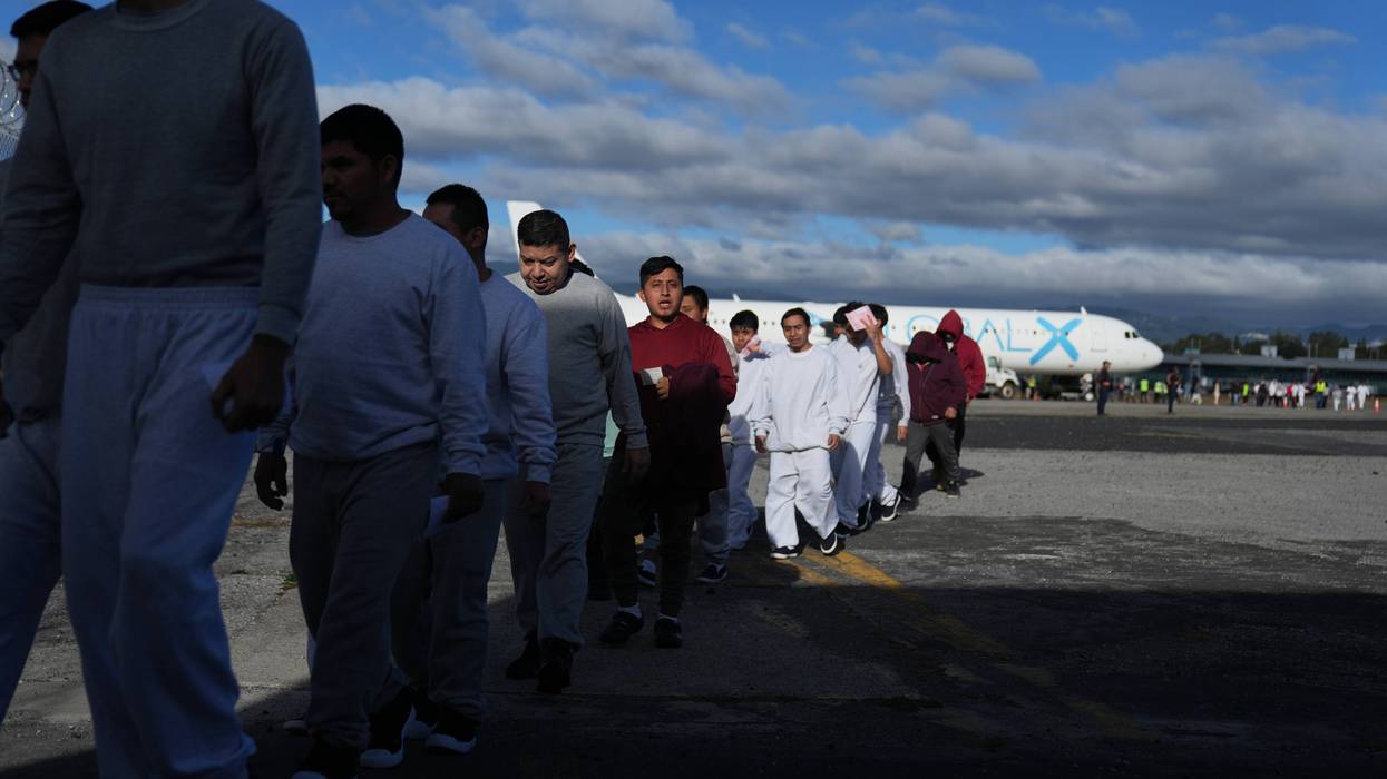 Guatemala Migrants Deported 44