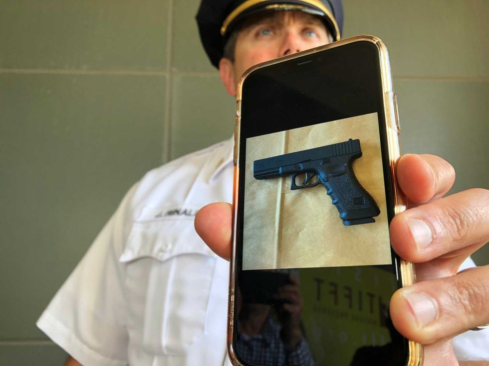 Gun