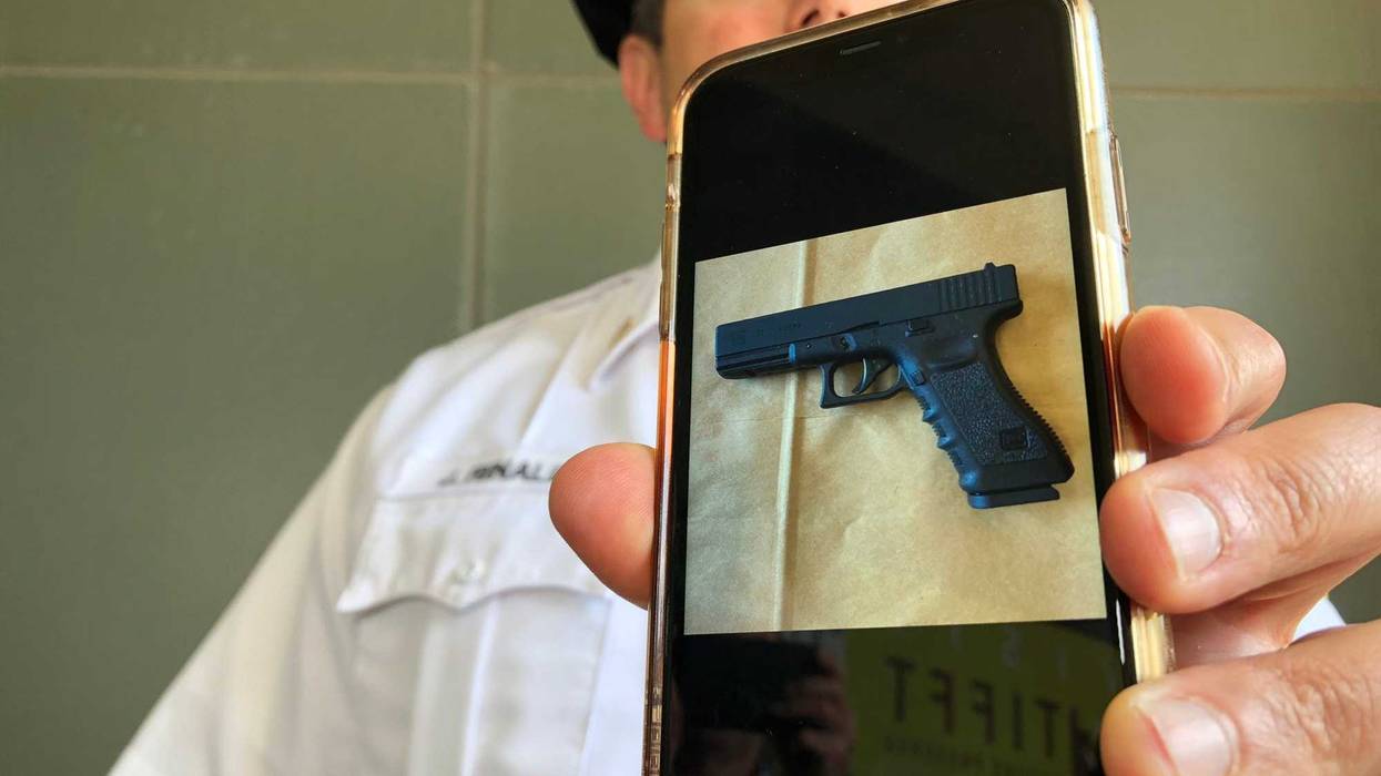 Gun