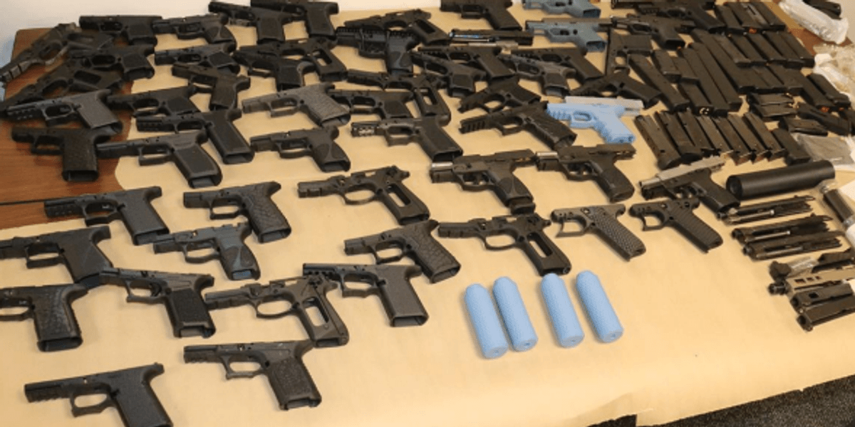 Glastonbury man charged with possession of guns, drugs
