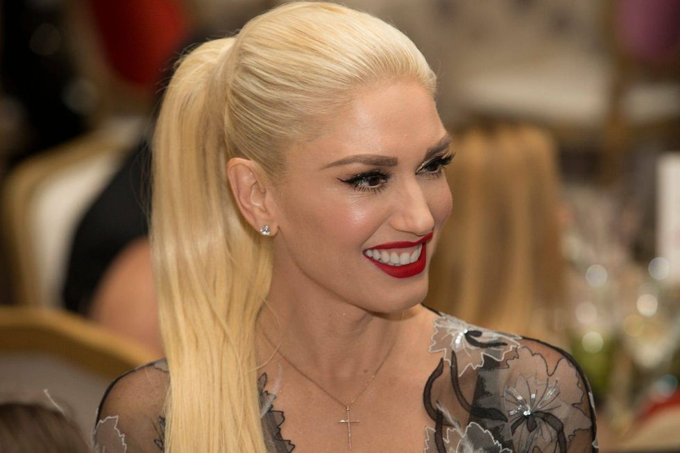 Gwen Stefani went brown, blonde, and bold with her hair for 'The Voice' finale