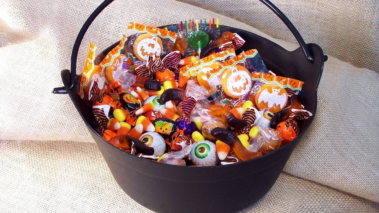 halloween candy in a black bowl