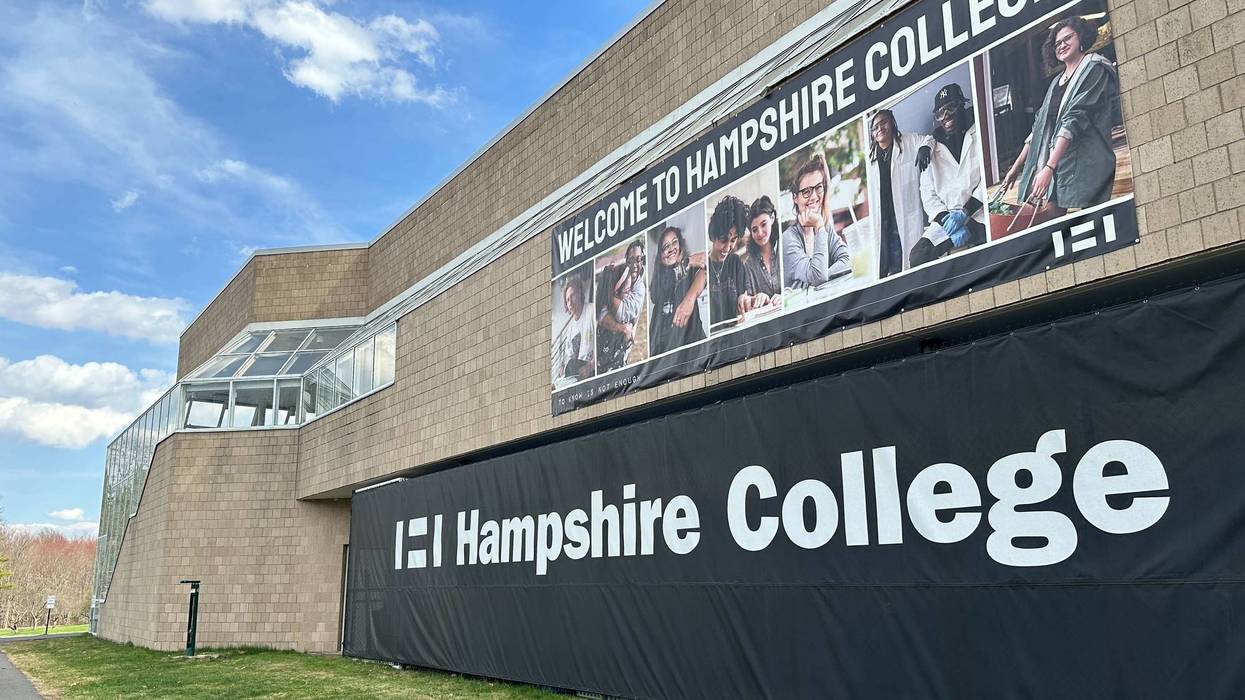 Hampshire College-Closing