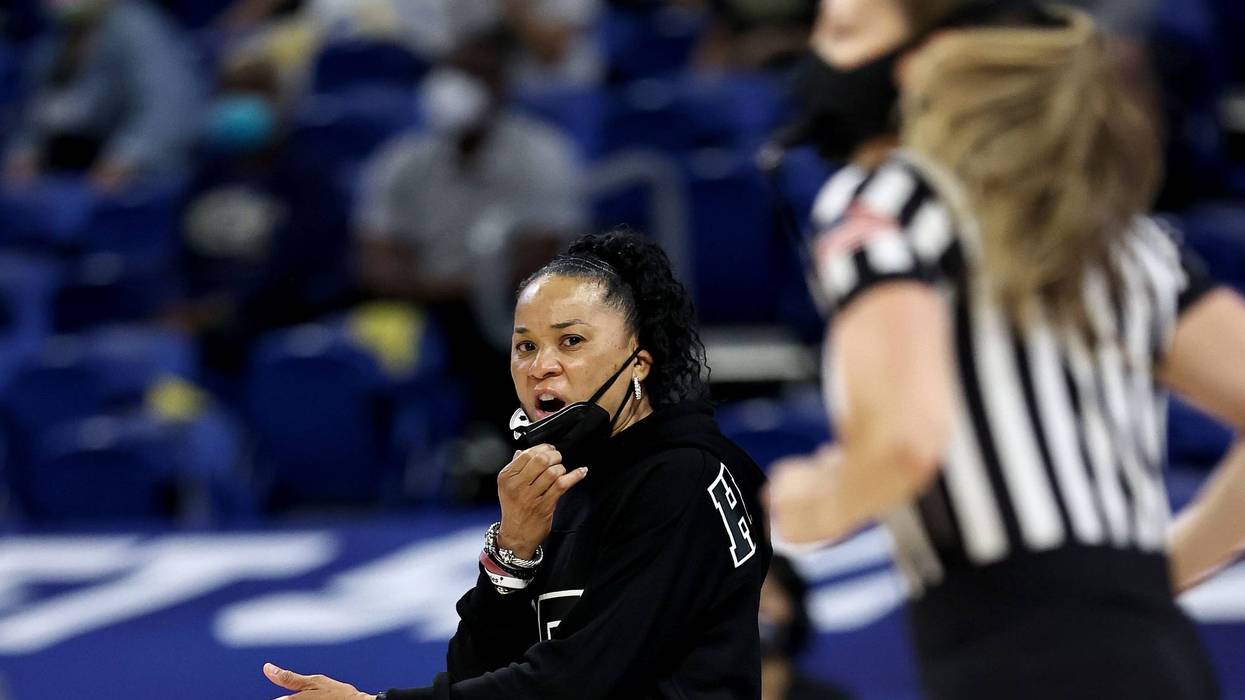 Head coach Dawn Staley of the South Carolina Gamecocks