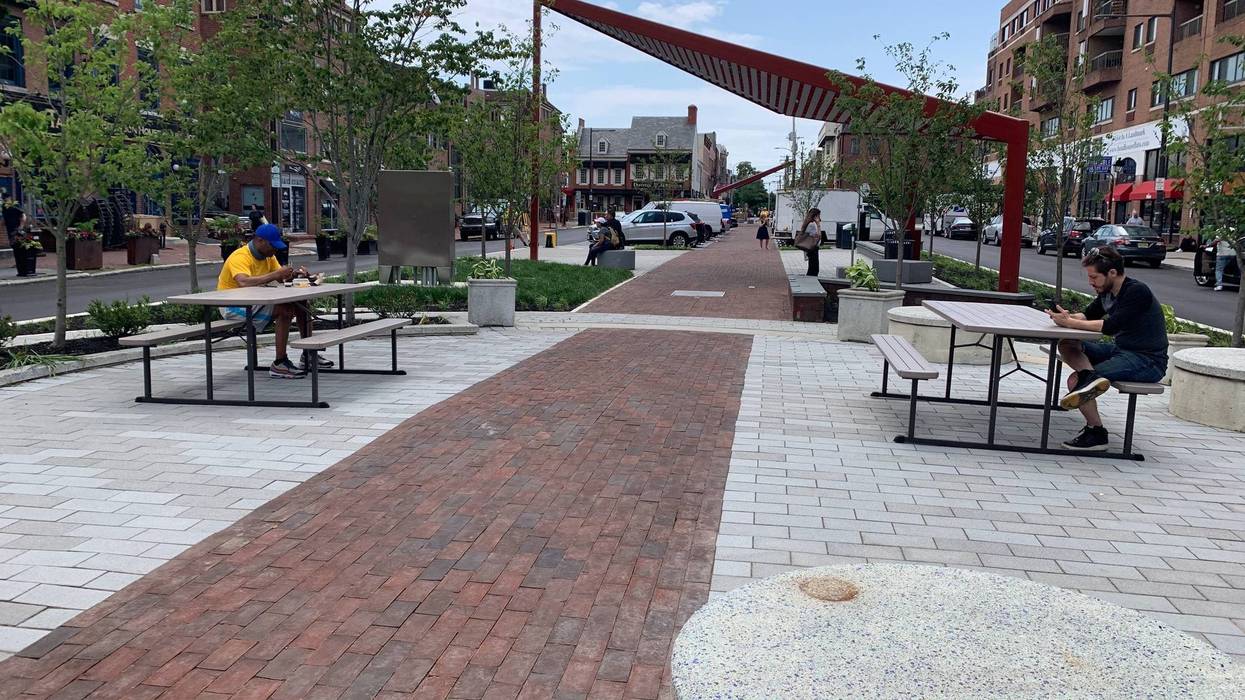 Headhouse Plaza, near South & 2nd.