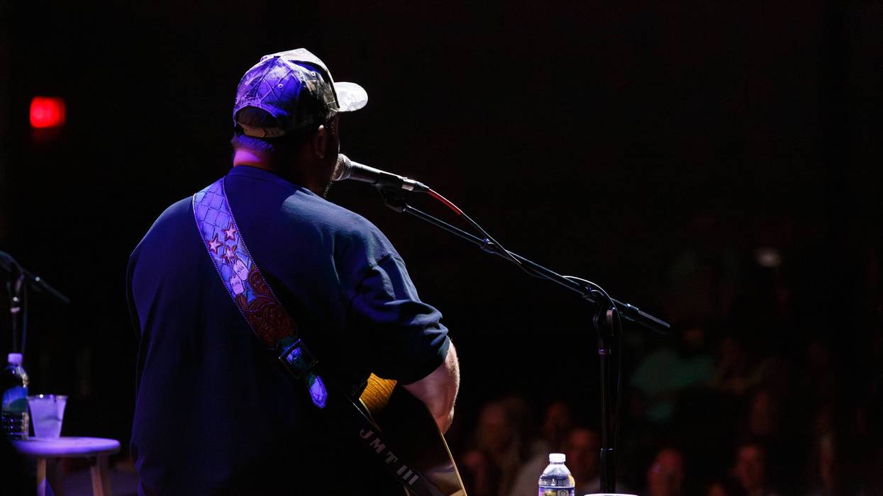 Heart Strings for Hope Performer and other Country Music Stars are extending their tours