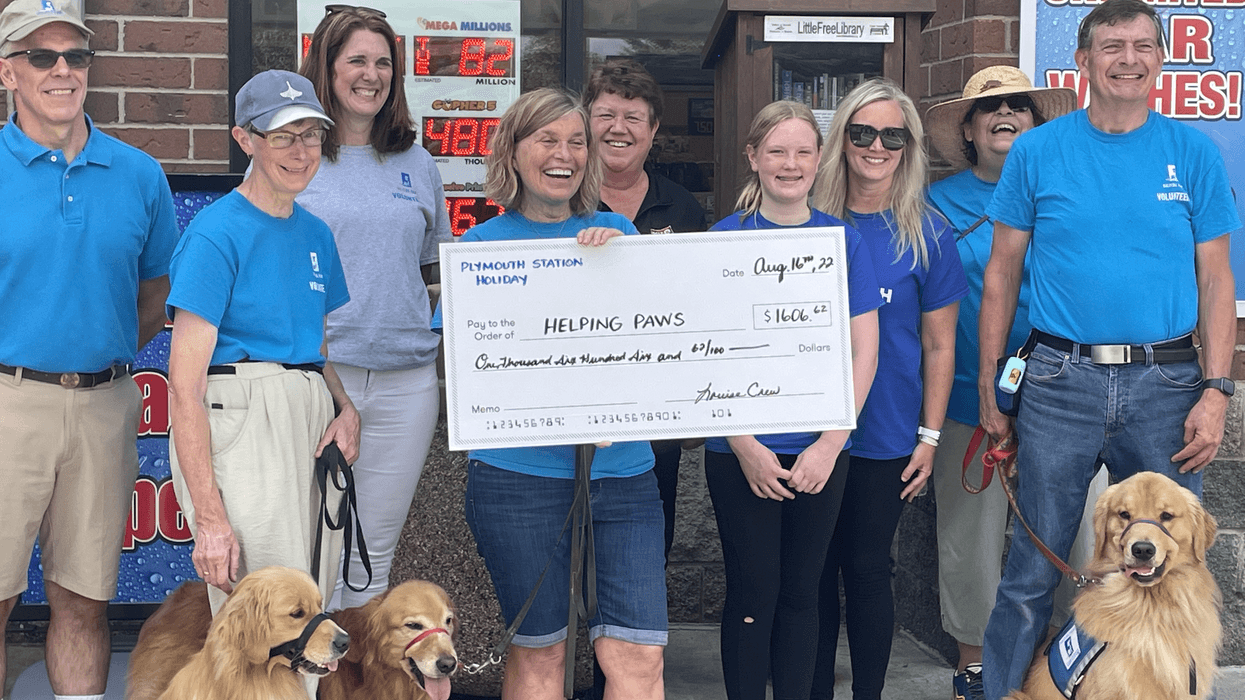 Helping Paws volunteers raise over $1,600 in two hours