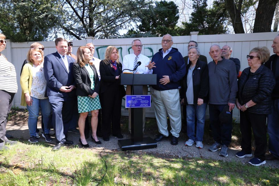 Hempstead Town Supervisor Don Clavin joined with Nassau County District Attorney Anne Donnelly, Nassau County Legislator Tom McKevitt, Councilman Dennis Dunne, Sr., Councilman Chris Carini and Receiver of Taxes Jeanine Driscoll to denounce the vile graffiti and to reiterate the Town of Hempstead