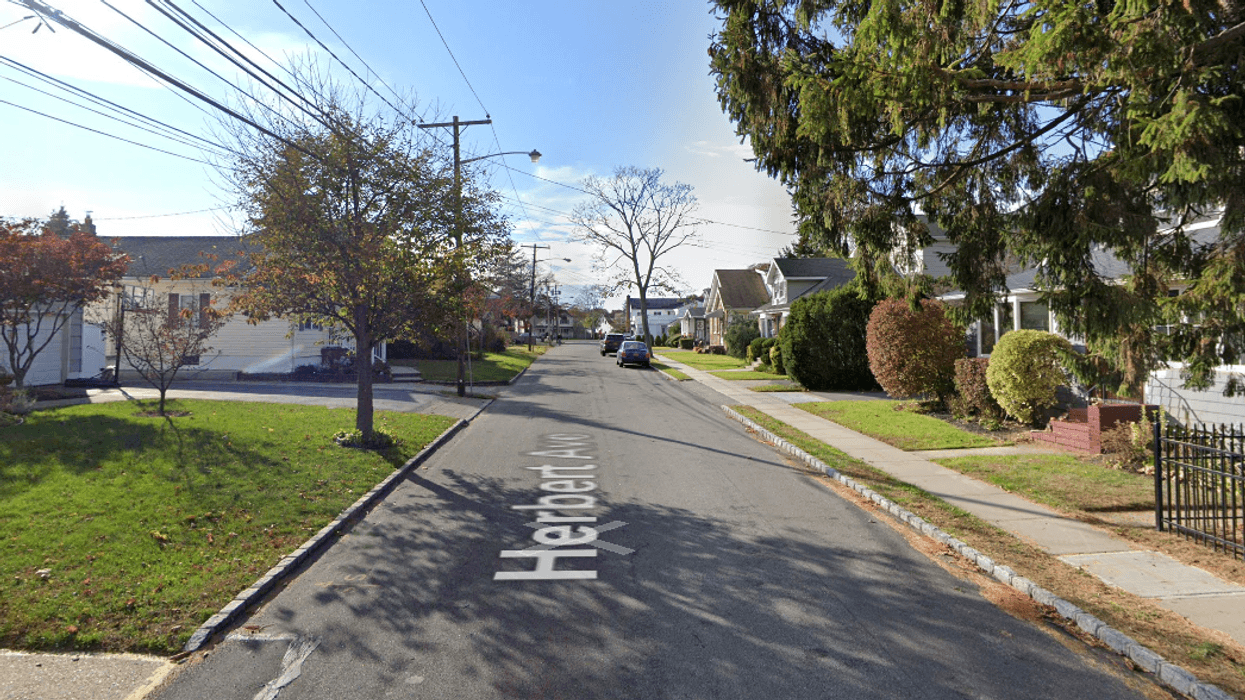 Herbert Avenue in Lindenhurst