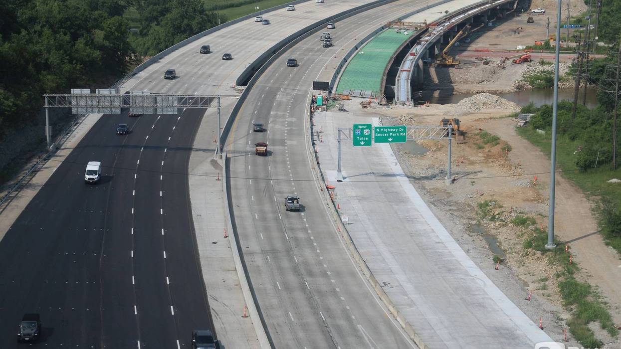 highway construction, St. Louis