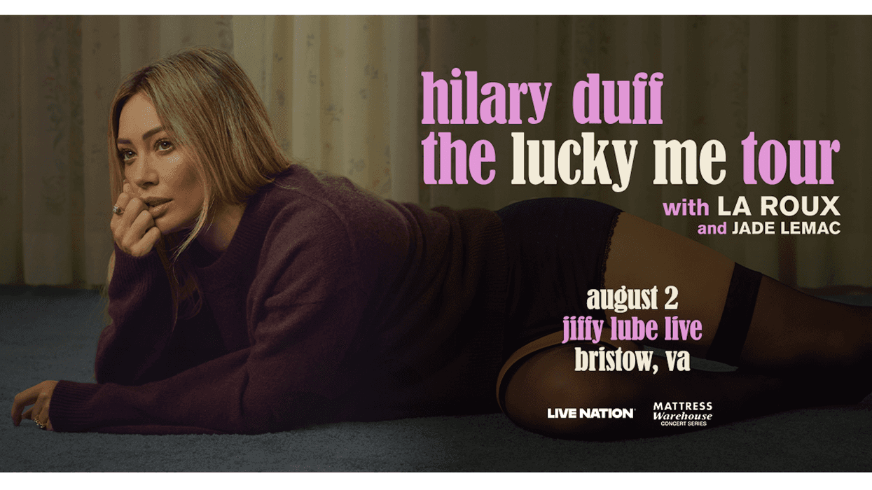 Hilary Duff tour art