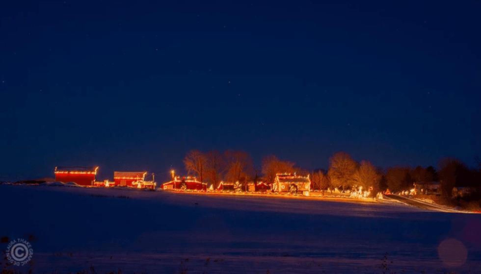 holiday lights in st. louis area