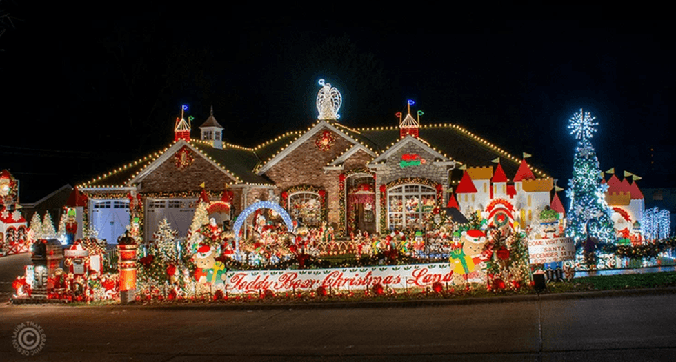holiday lights in St. Louis area
