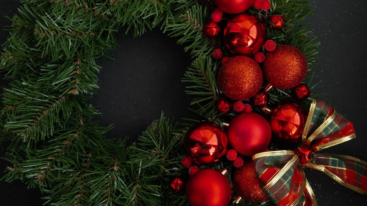 Holiday wreath sale