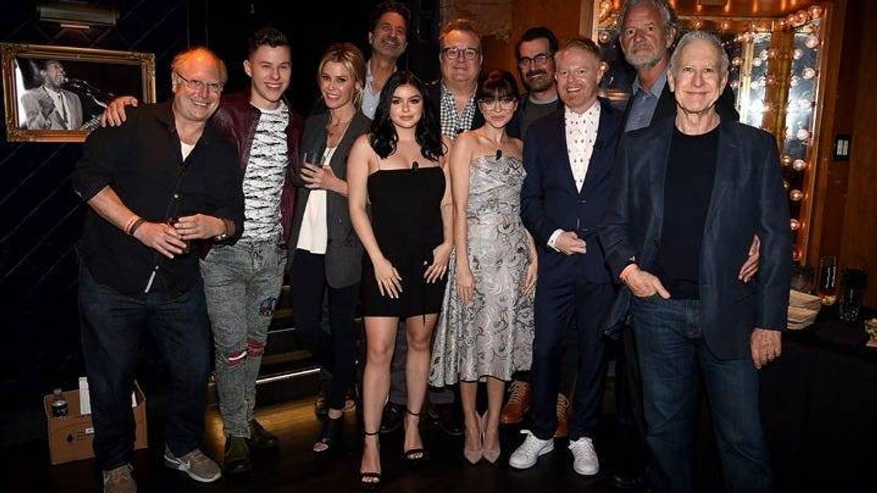 HOLLYWOOD, CA - APRIL 16: Writer Danny Zuker, Nolan Gould, Julie Bowen, Executive Producer Steve Levitan, Ariel Winter, Eric Stonestreet, Sarah Hyland, Ty Burrell, Jesse Tyler Ferguson, Executive Producer Christopher Lloyd, and Executive Producer Jeffrey
