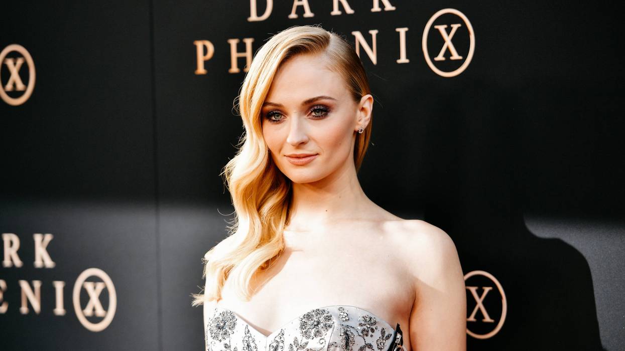 HOLLYWOOD, CALIFORNIA - JUNE 04: (EDITORS NOTE: Image has been processed using digital filters) Sophie Turner attends the premiere of 20th Century Fox's "Dark Phoenix" at TCL Chinese Theatre on June 04, 2019 in Hollywood, California.