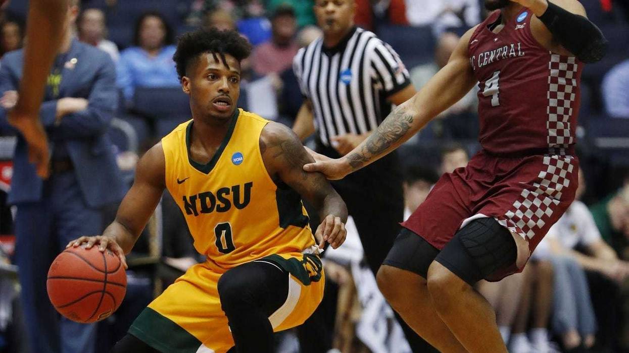 Hopkins player Vinnie Shahid of ND State