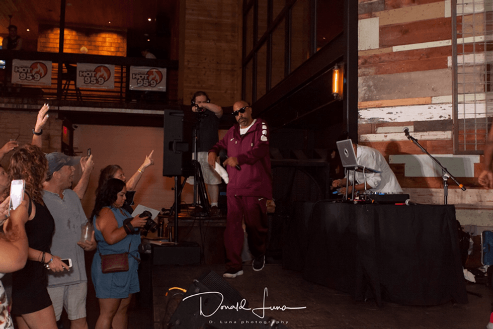 hot 959 throwback throwdown