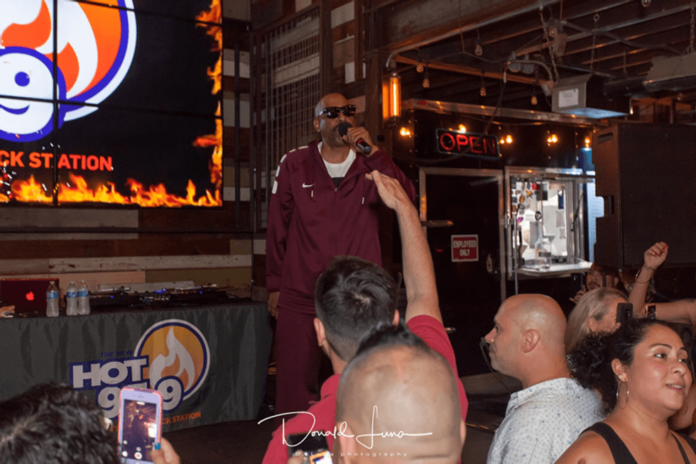 hot 959 throwback throwdown
