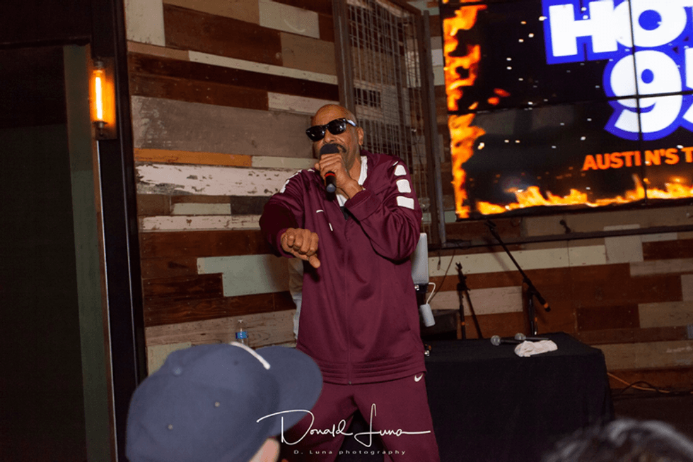 hot 959 throwback throwdown