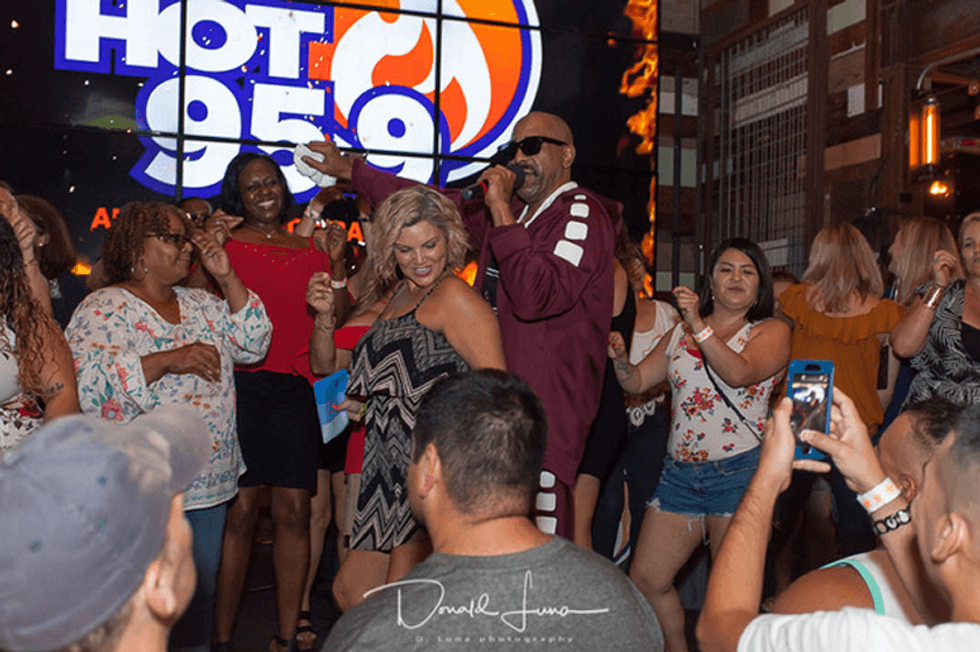 hot 959 throwback throwdown