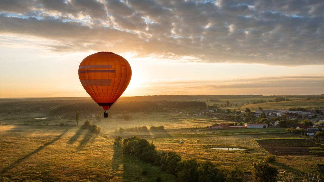 Hot air balloon