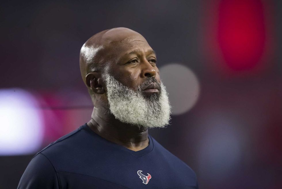 Houston Texans defensive coordinator Lovie Smith against the Arizona Cardinals at State Farm Stadium.
