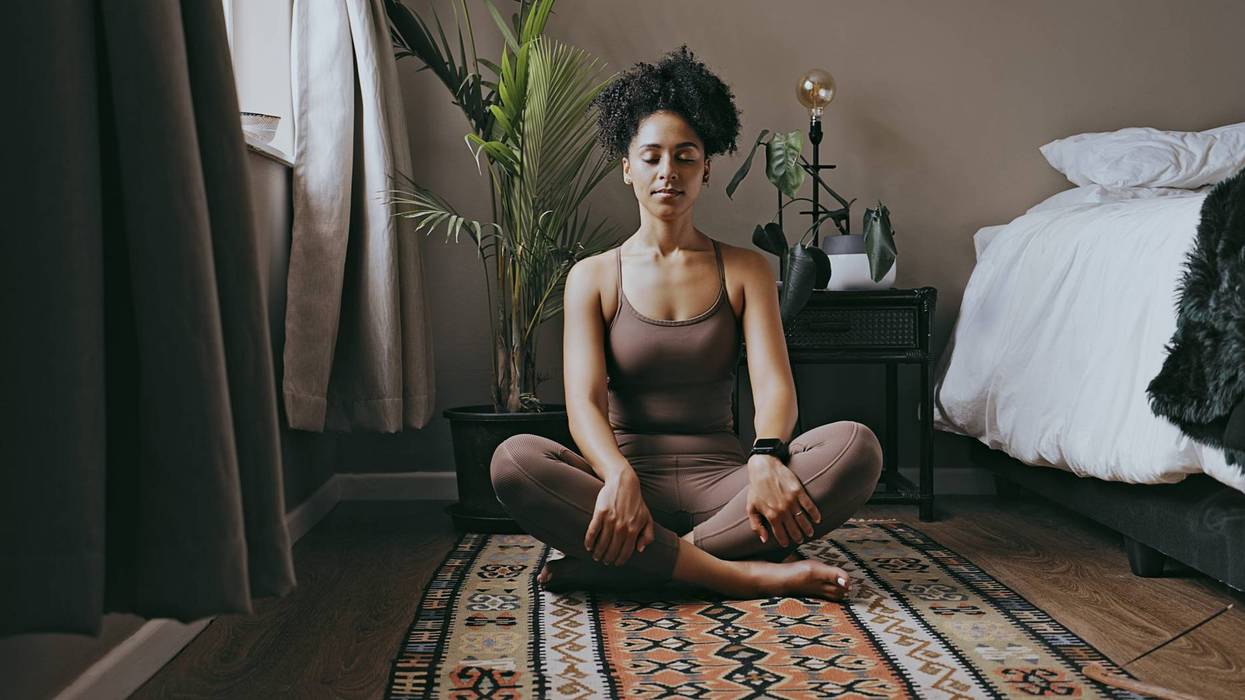 How to Actually Stick to Your New Year's Goals (Without Losing Steam by Week 2)