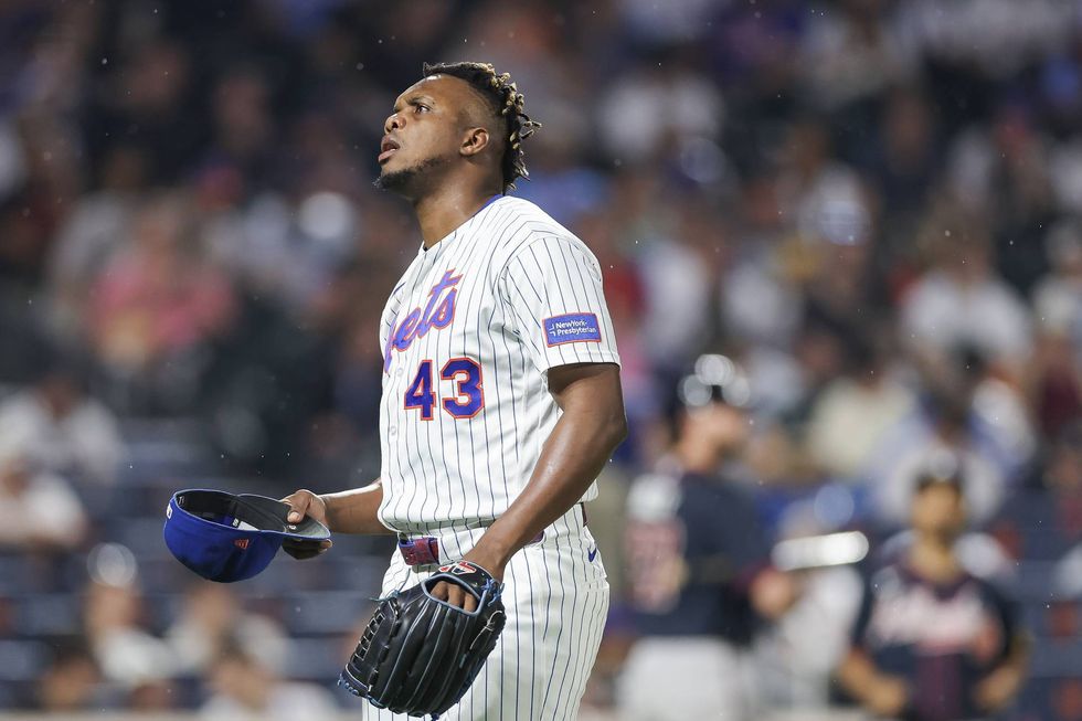 Mets trade Huascar Brazoban to White Sox as fire sale continues